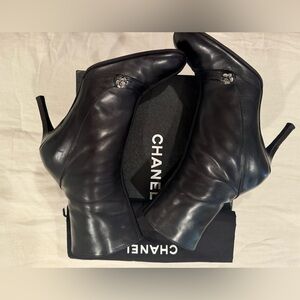 Chanel black leather booties size 42 hill 3,5 inch